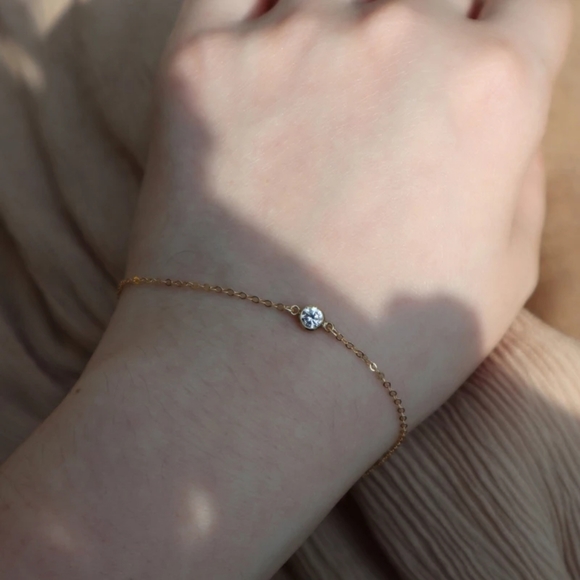 NEW 18k Yellow Gold | 925 Sterling Bezel Set Diamond Solitaire Bracelet - Picture 12 of 16